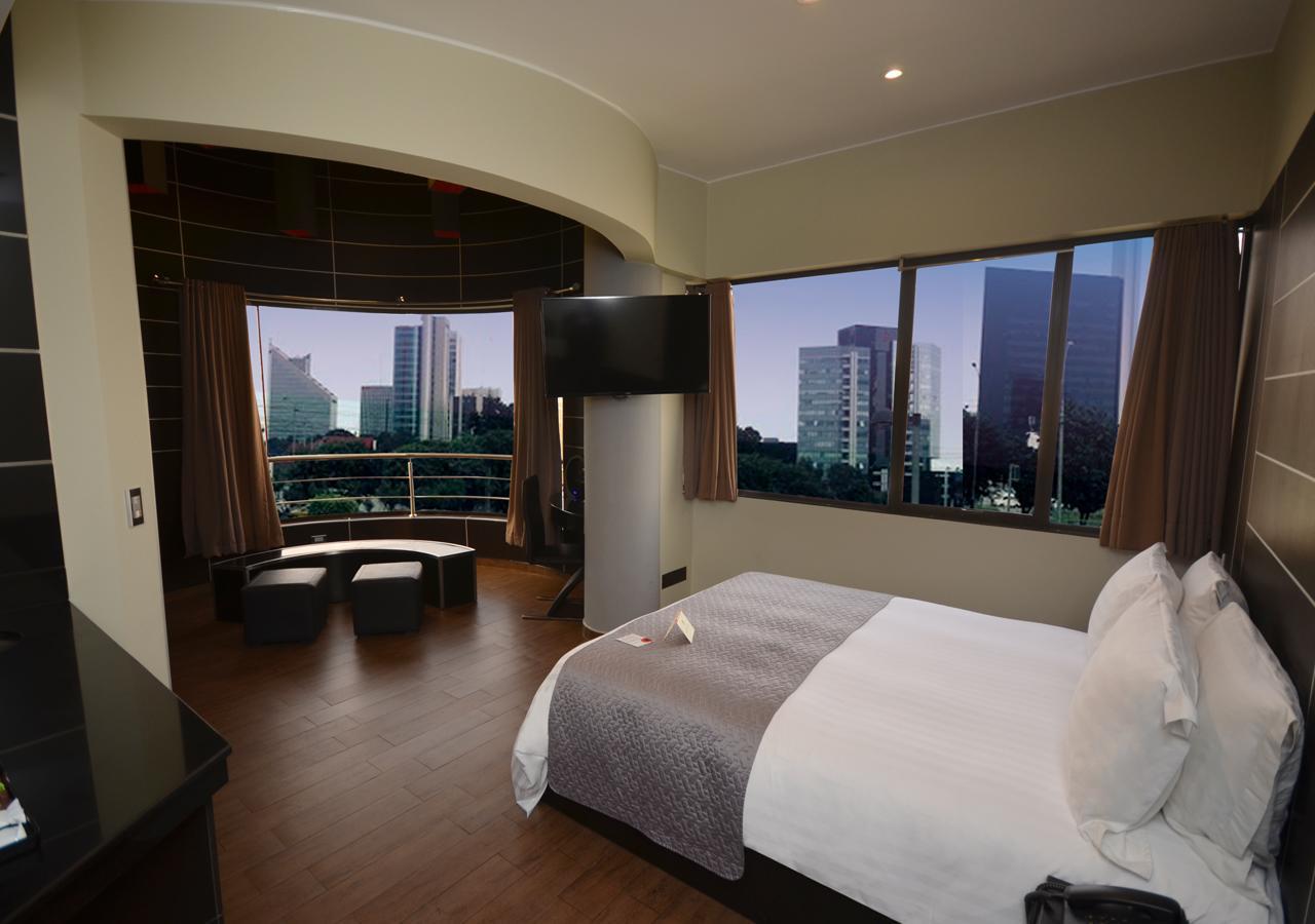 Qp Hotels Lima Exterior photo